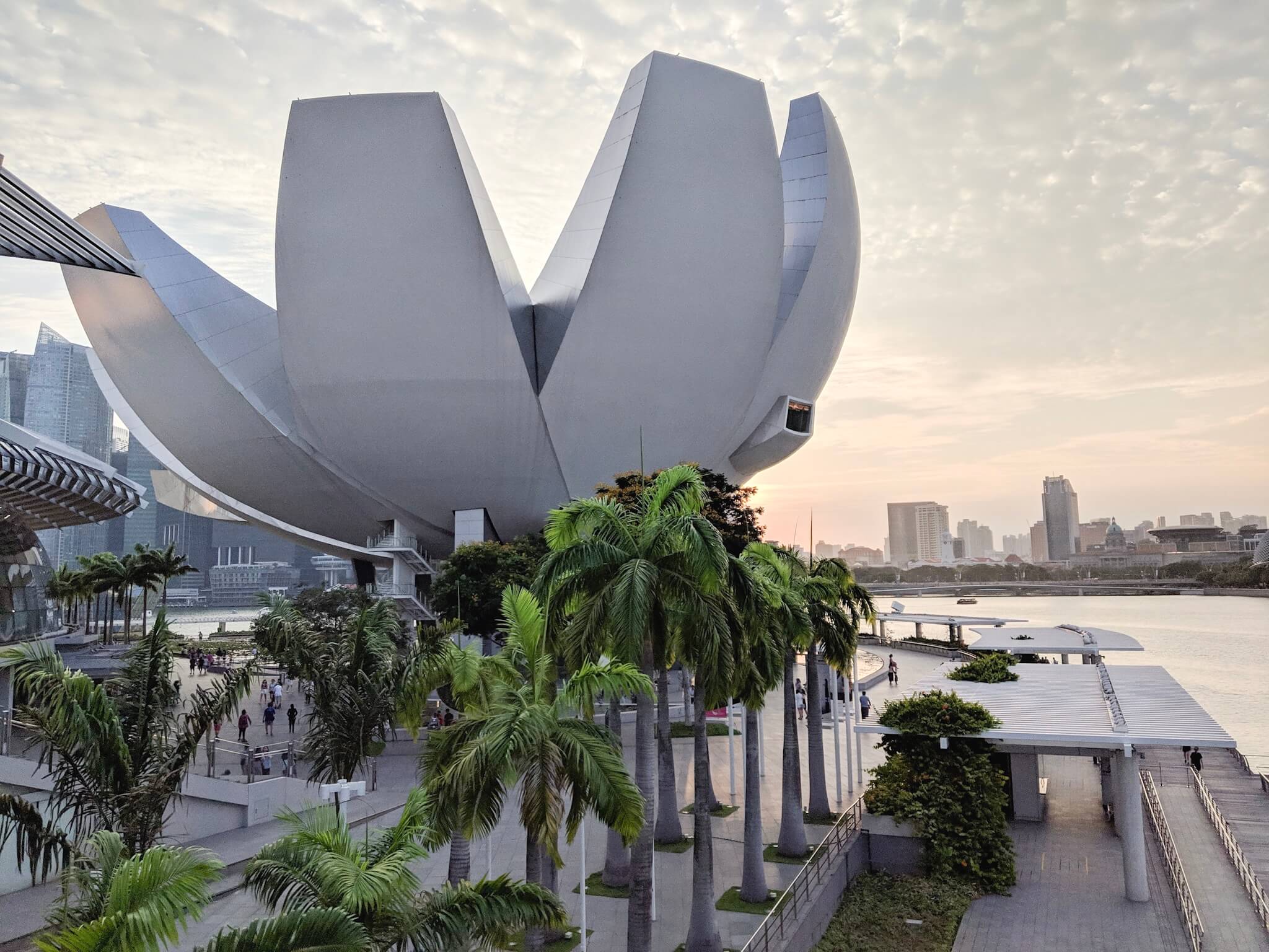 the outside of the art science museum building in singapore